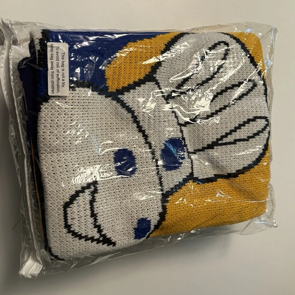 Vintage Pillsbury Doughboy Heavy Acrylic Throw Blanket 58